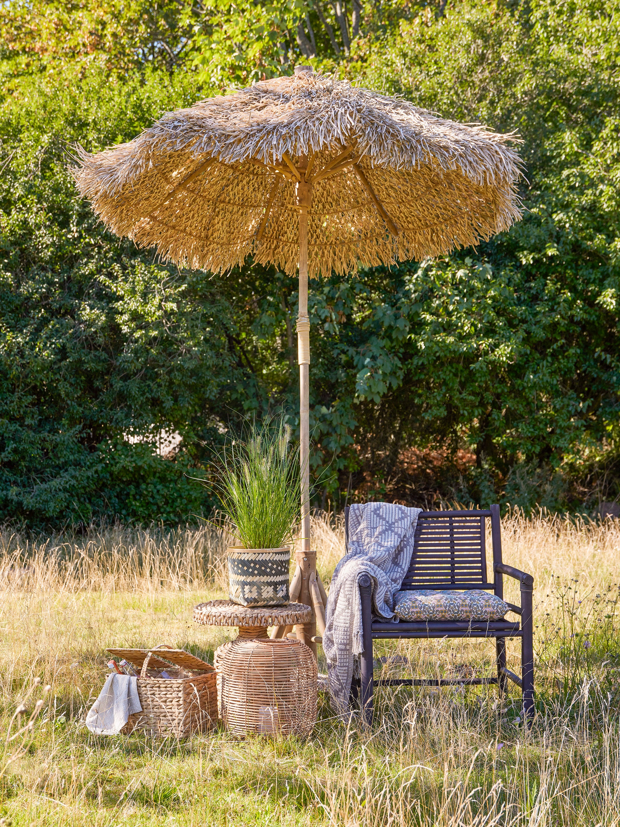 Bloomingville Camo Side Table, Nature, Water Hyacinth (D46xH46 cm)