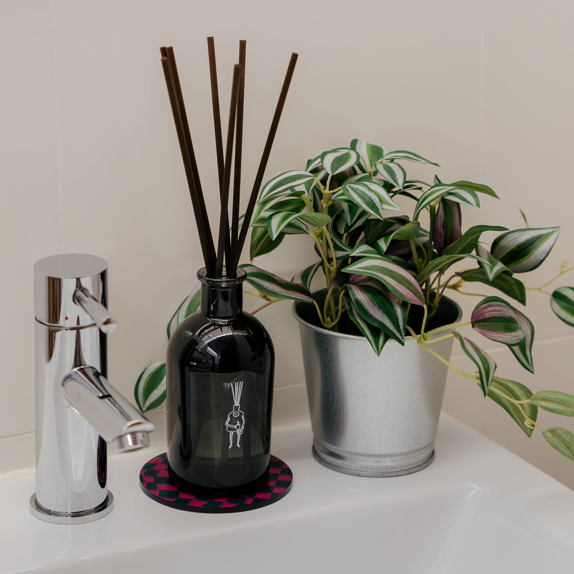 how to use reed diffuser in bathroom