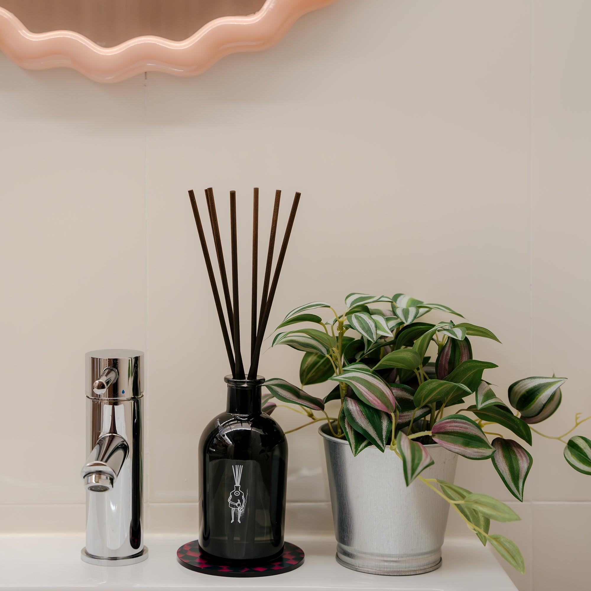 how to use reed diffuser in bathroom